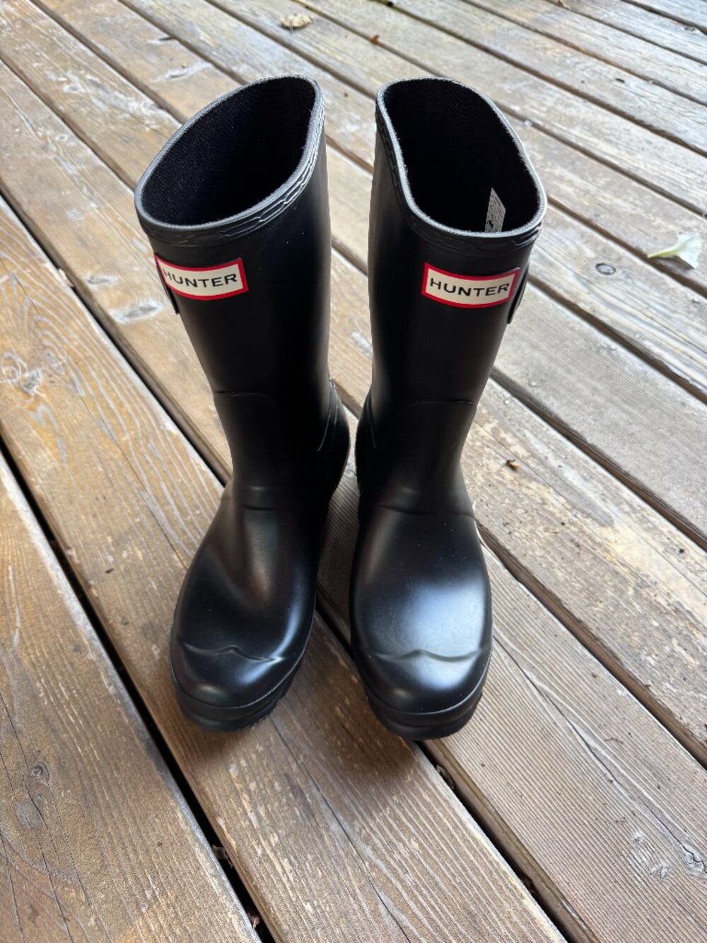 Hunter Black Original Short Waterproof Rain Boot in Women's 8 / EU 39